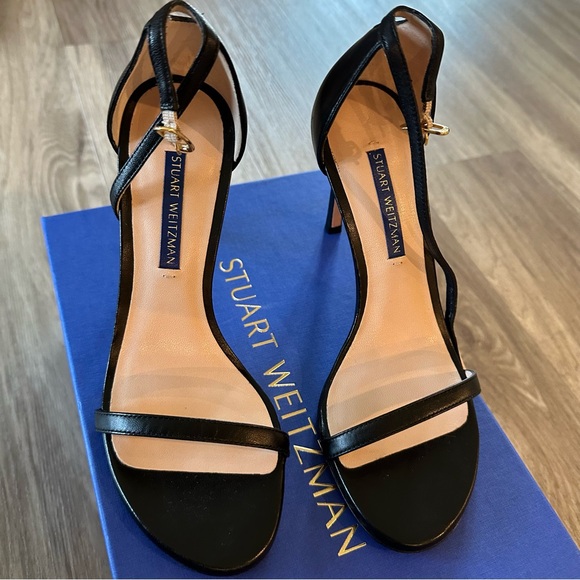 Stuart Weitzman Nudist - Picture 4 of 5